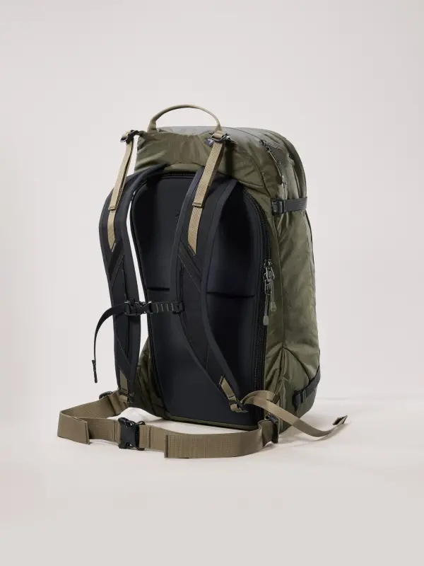 Quintic 28 Backpack online