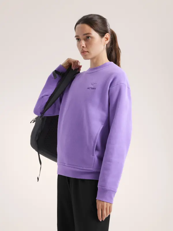 Emblem Fleece Crew Neck Pullover Women’s online